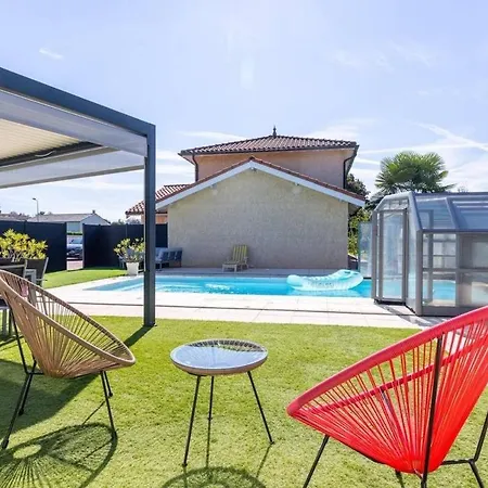Casa Fernandes Avec Piscine Couverte