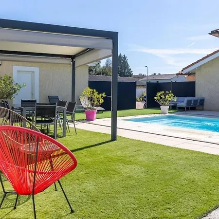 Casa Fernandes Avec Piscine Couverte Holiday home *