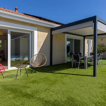 Casa Fernandes Avec Piscine Couverte * Bourg-en-Bresse